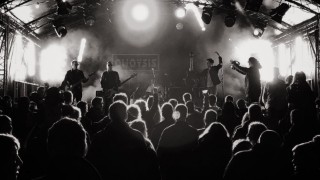 OWAYSIS - Oasis Tribute w/ support from The Scenesters