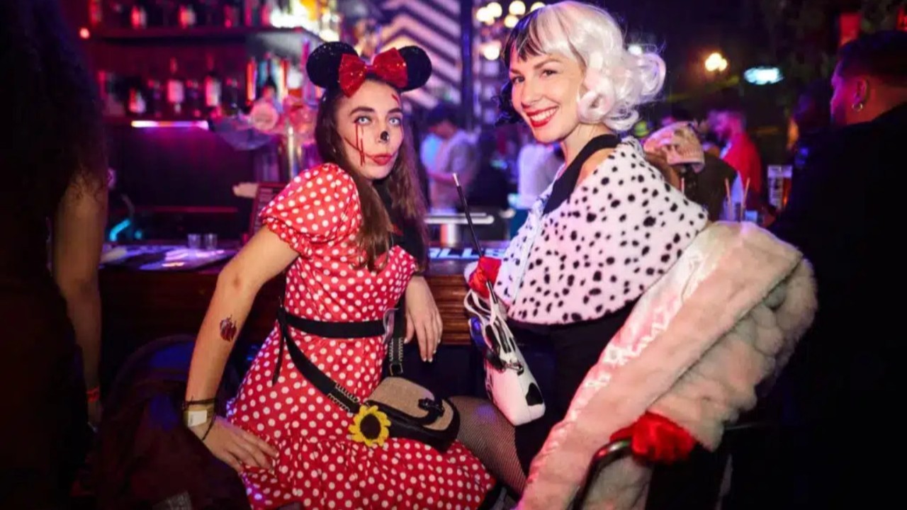 Halloween Pub Crawl Shoreditch