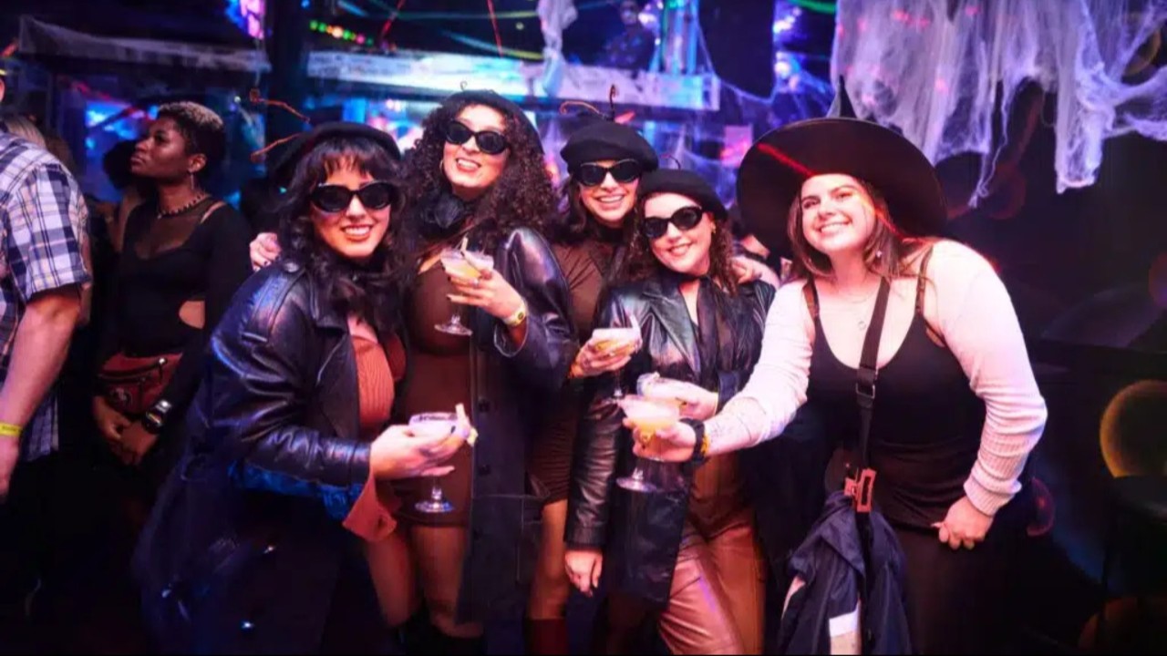 Halloween Pub Crawl Camden