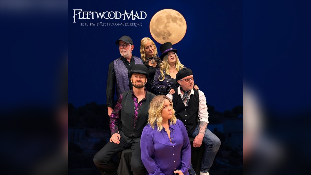 Fleetwood Mad at the Station Cannock