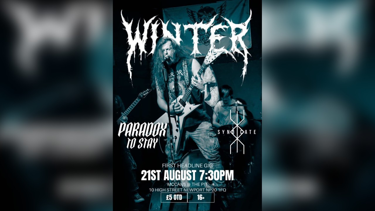 WINTER - FIRST HEADLINE SHOW