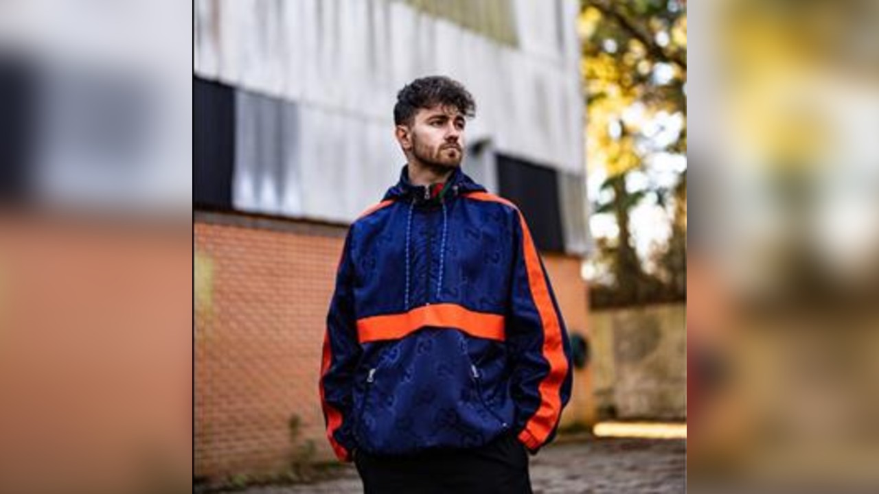 Wheats presents BOX RED