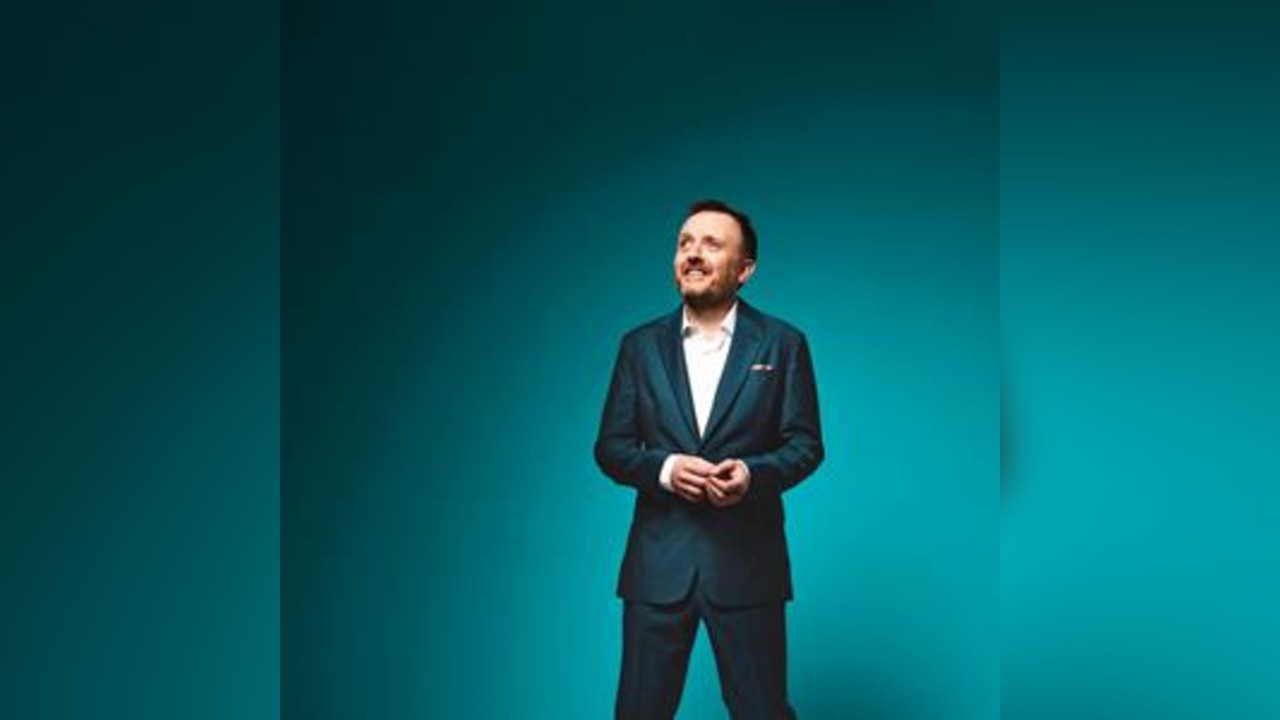 Chris McCausland: Yonks!