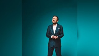 Chris McCausland: Yonks!