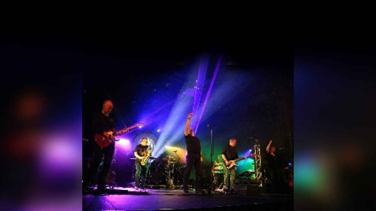 Dark Side Of The Wall