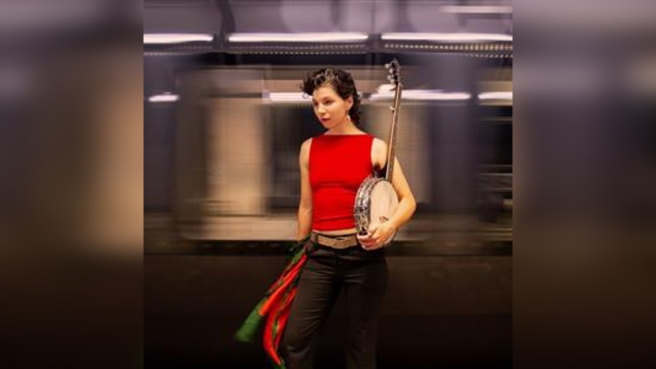 Lucky Lo (SE) + Kleo (DK)