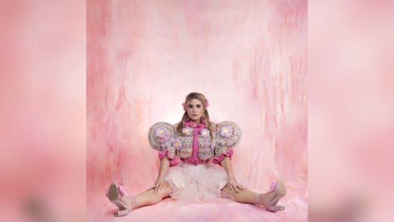 Harriet Kemsley: Floozy