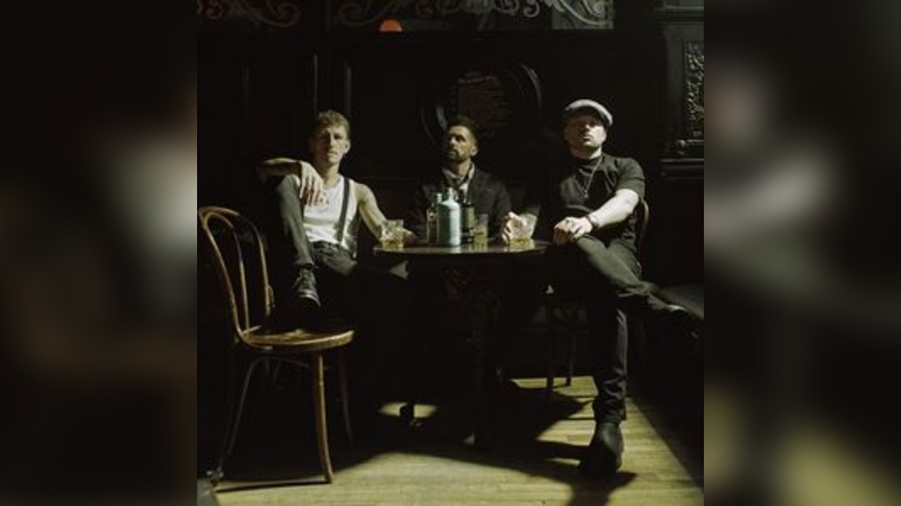 Nathan Evans and the Saint Phnx Band