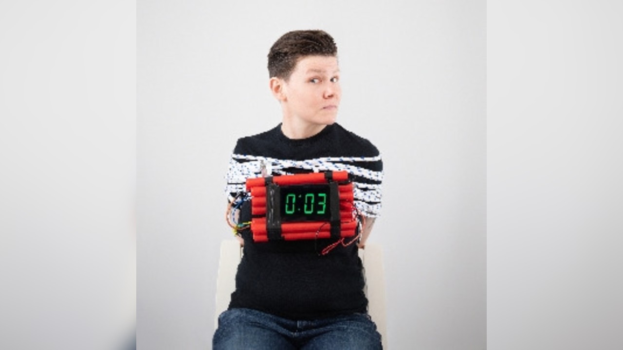 Grace Petrie - THIS IS NO TIME TO PANIC!