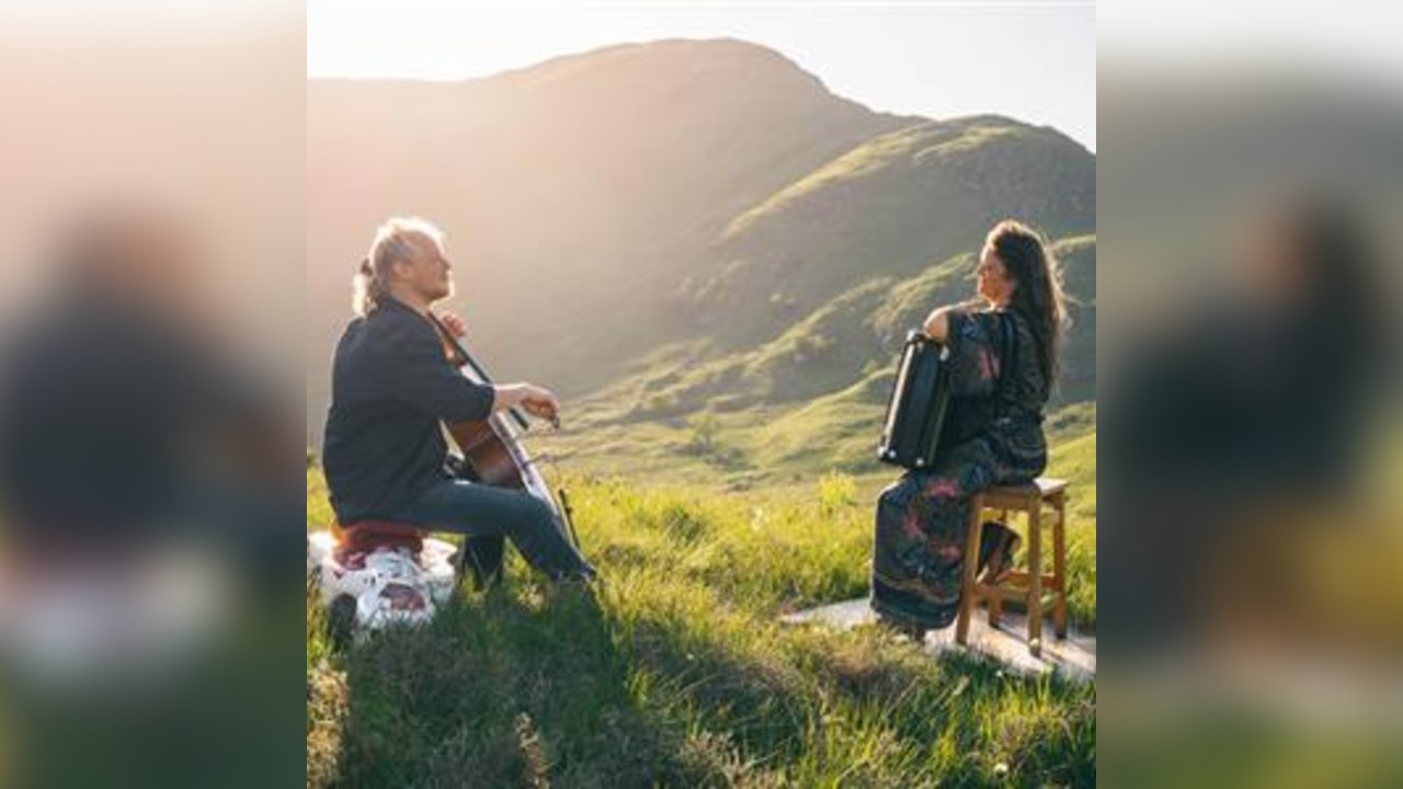 Hannah James & Toby Kuhn & Special Guests