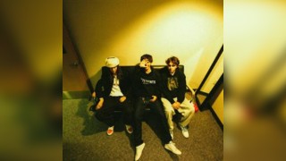 Midrift + Turn of Phrase