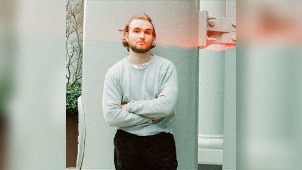 berlioz presents deep in it