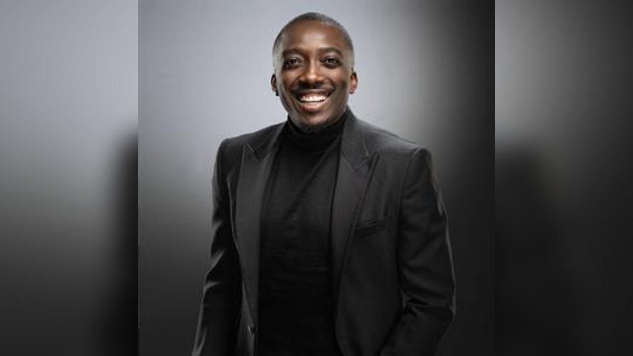 Bovi - Colour Me Blacker