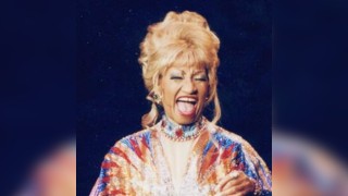 Las Salseras: A Tribute To Celia Cruz