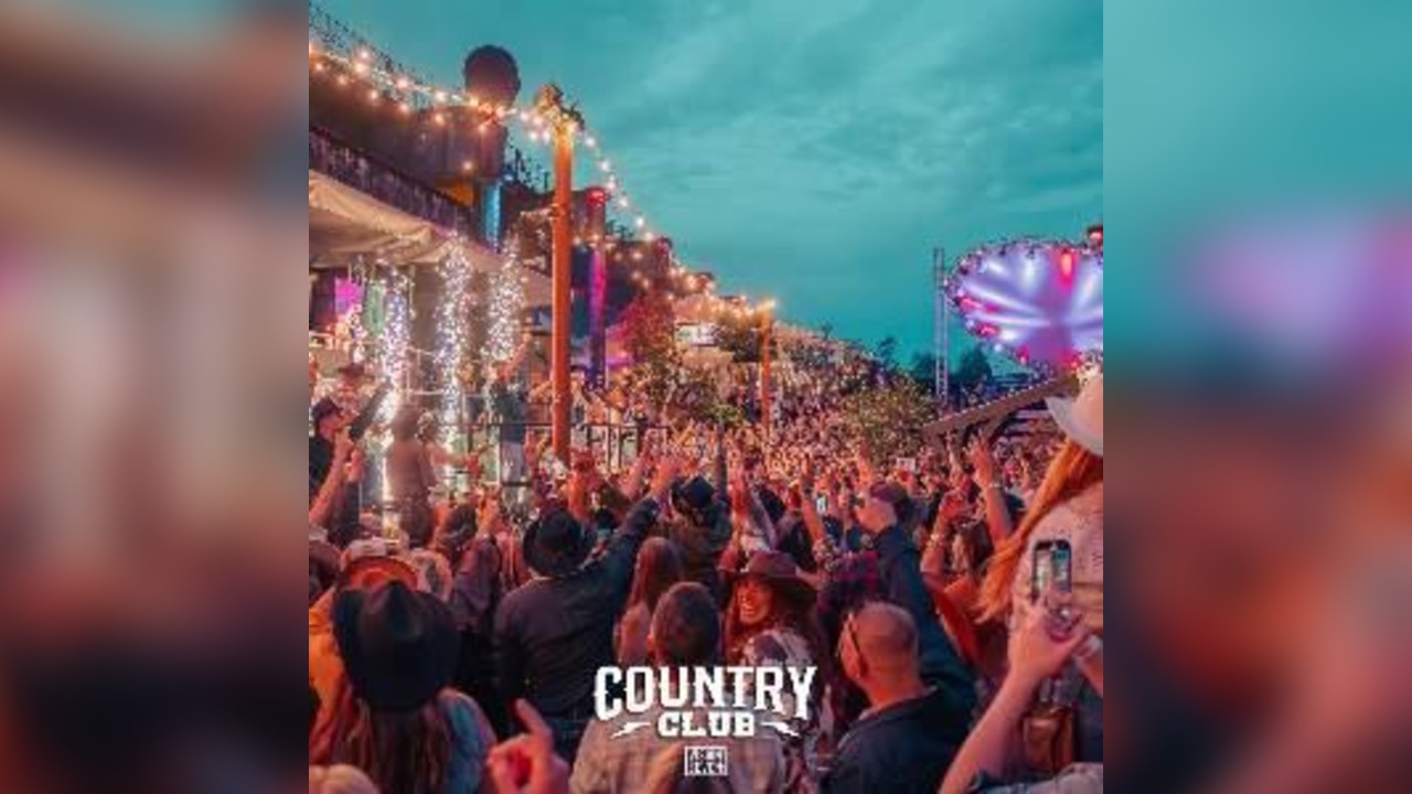 Country Club - Outdoor Country Fest! - Manchester