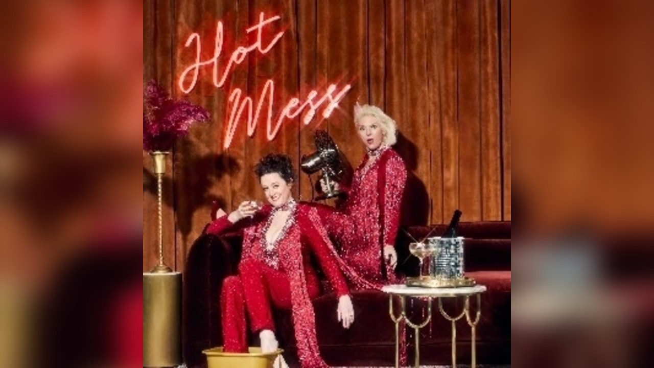 Scummy Mummies: Hot Mess