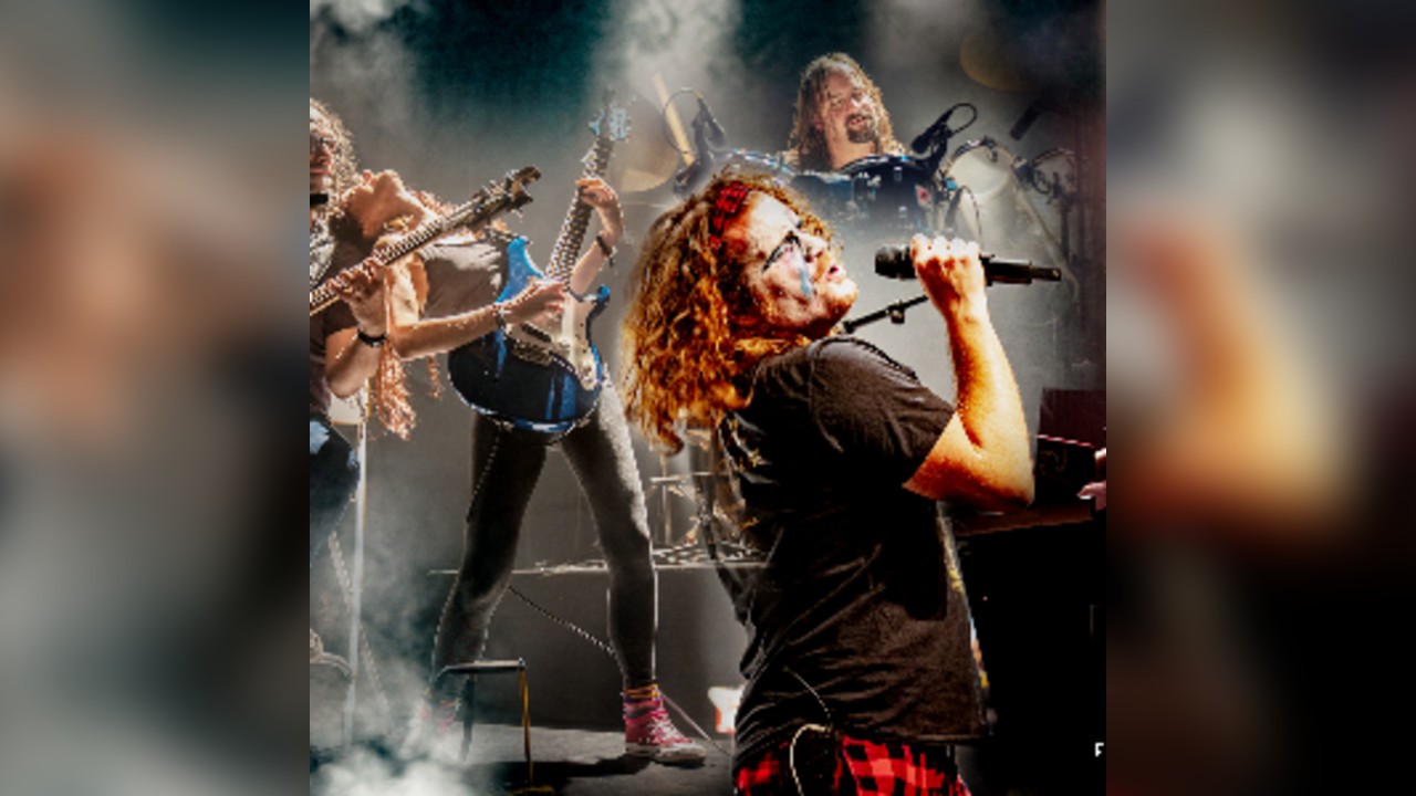 Mr Punch Plays Marillion