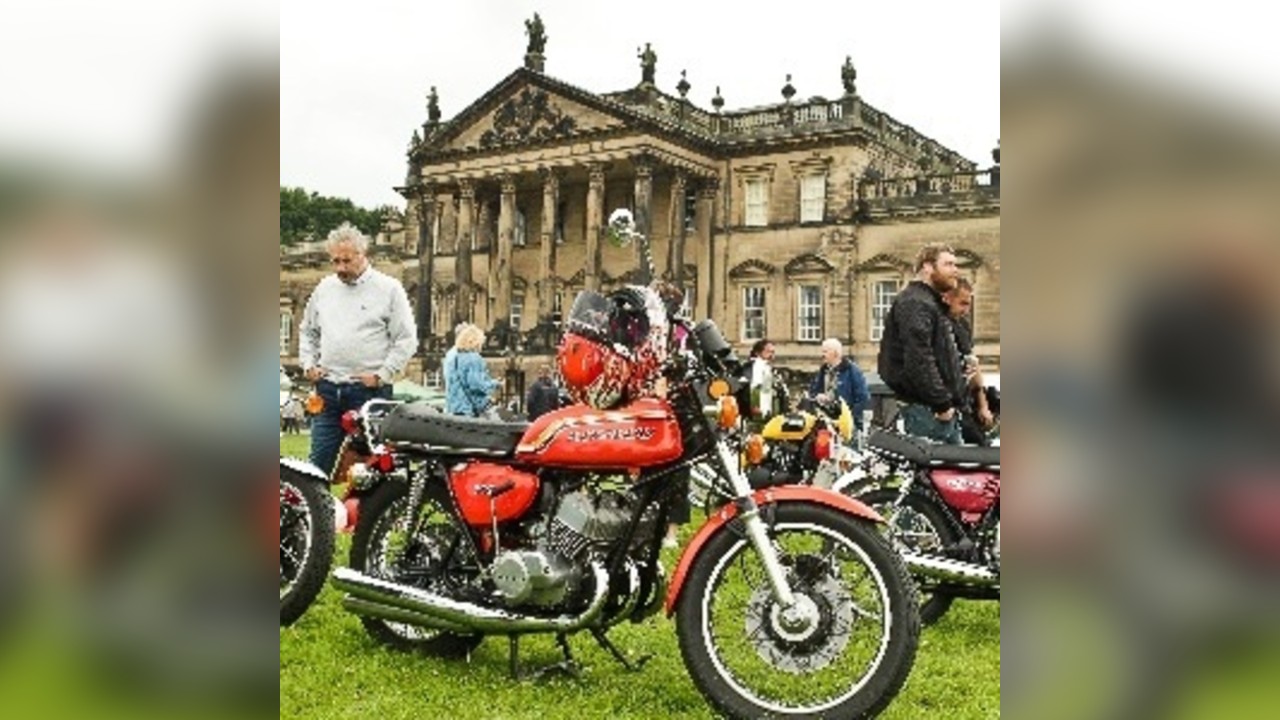 SOUTH YORKSHIRE CLASSIC CAR & MOTORCYCLE SHOW