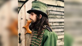 Cam Cole live in Southamptom