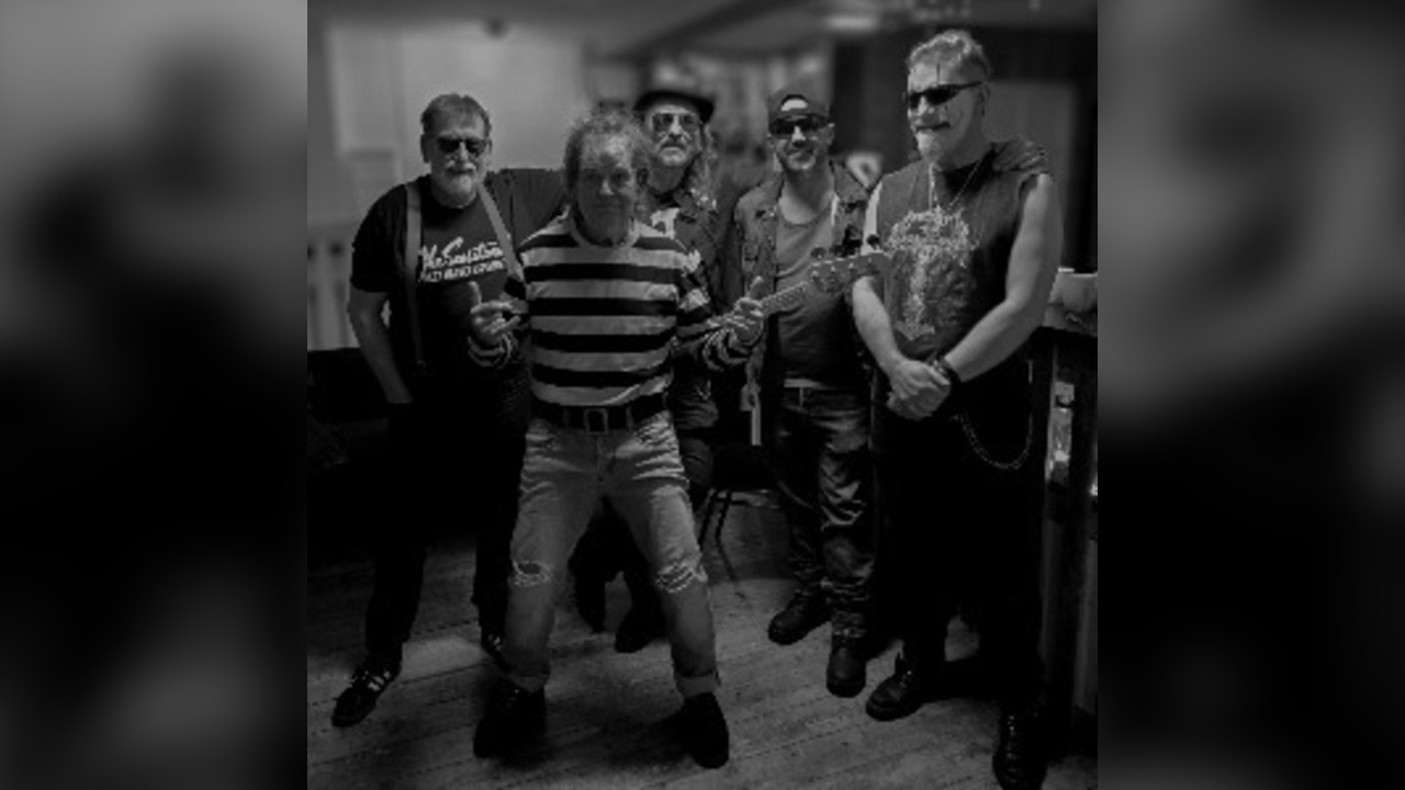 THE SENSATIONAL ALEX HARVEY BAND EXPERIENCE