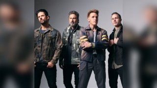 Papa Roach - Rise of the Roach