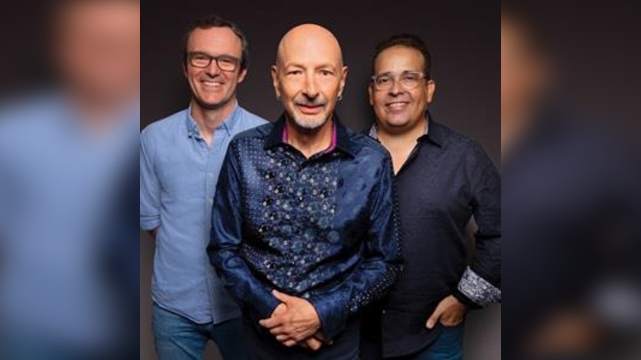 Steve Smith & Vital Information