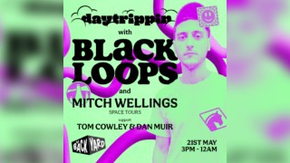 Daytrippinâ€™ with Black Loops 