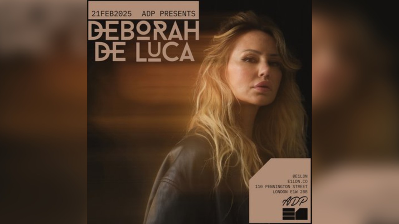 Deborah De Luca (extended set)