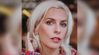 Laugh Train Home Ft Sara Pascoe