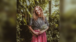 The Lovely Folk Presents: Evie Moran