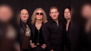 Black Paisley - The Pig, Hastings - Sunday 9th November 2025