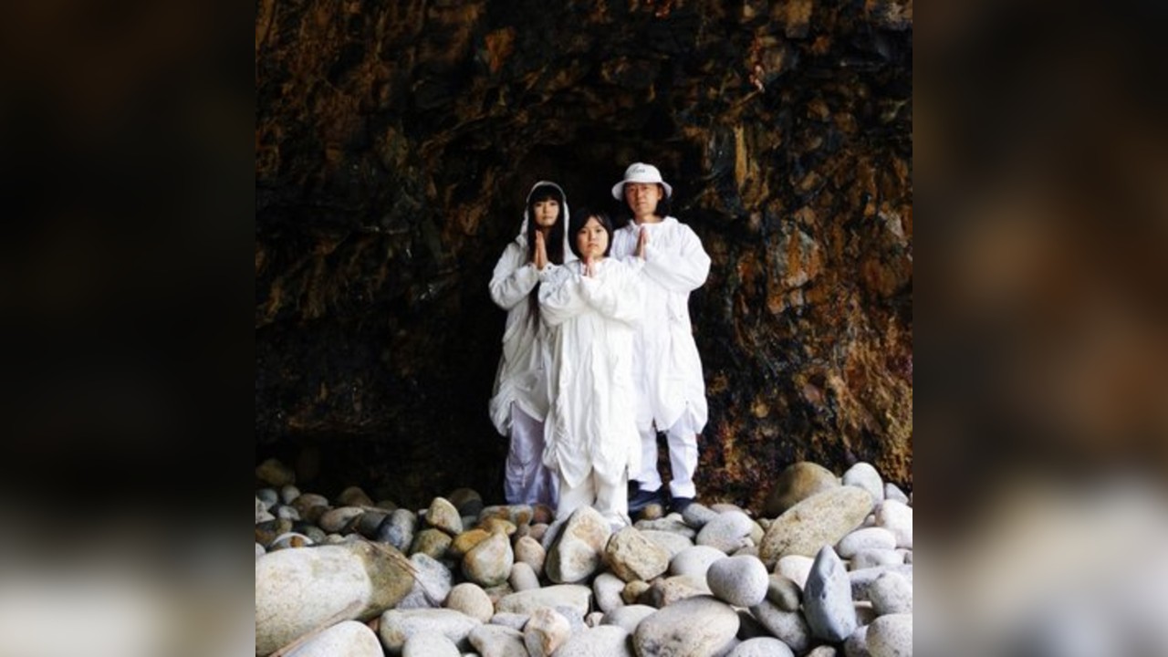 Movement in Sound - Tengger + Seaming To