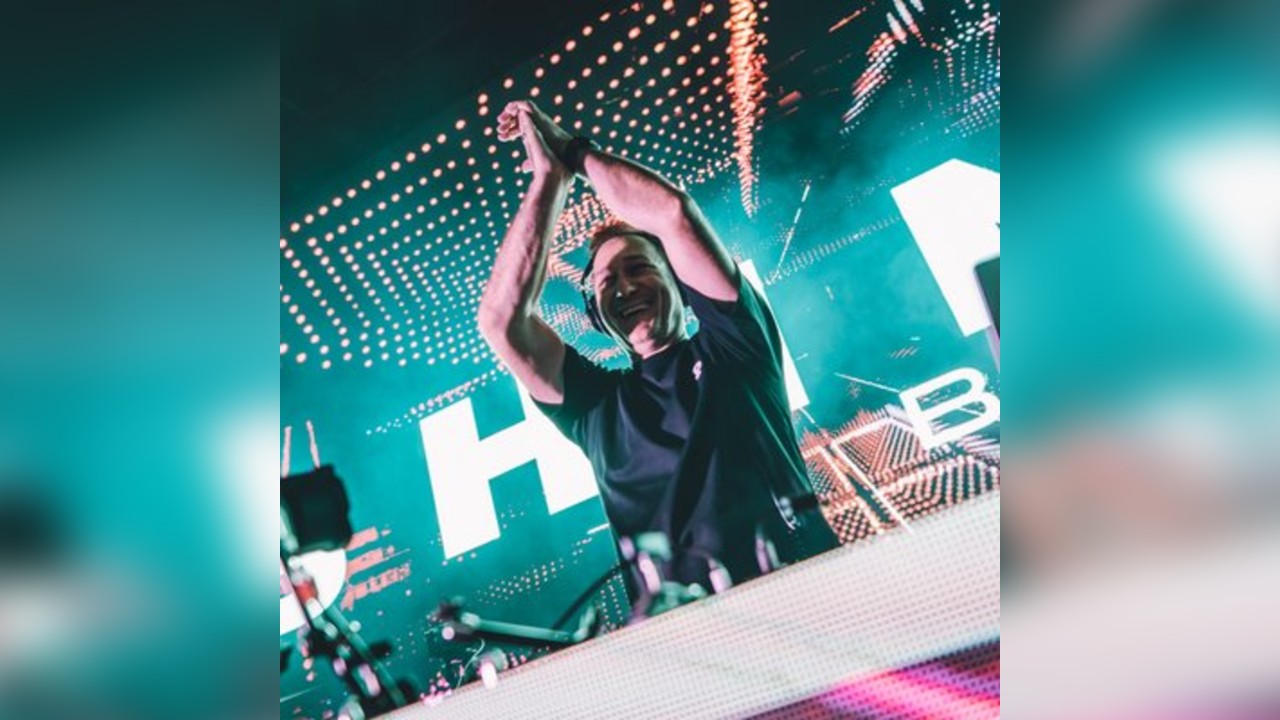 Trancecoda - Paul van Dyk Returns to the Emporium