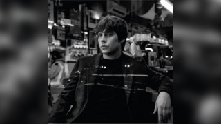 Jake Bugg: Acoustic Live Performance