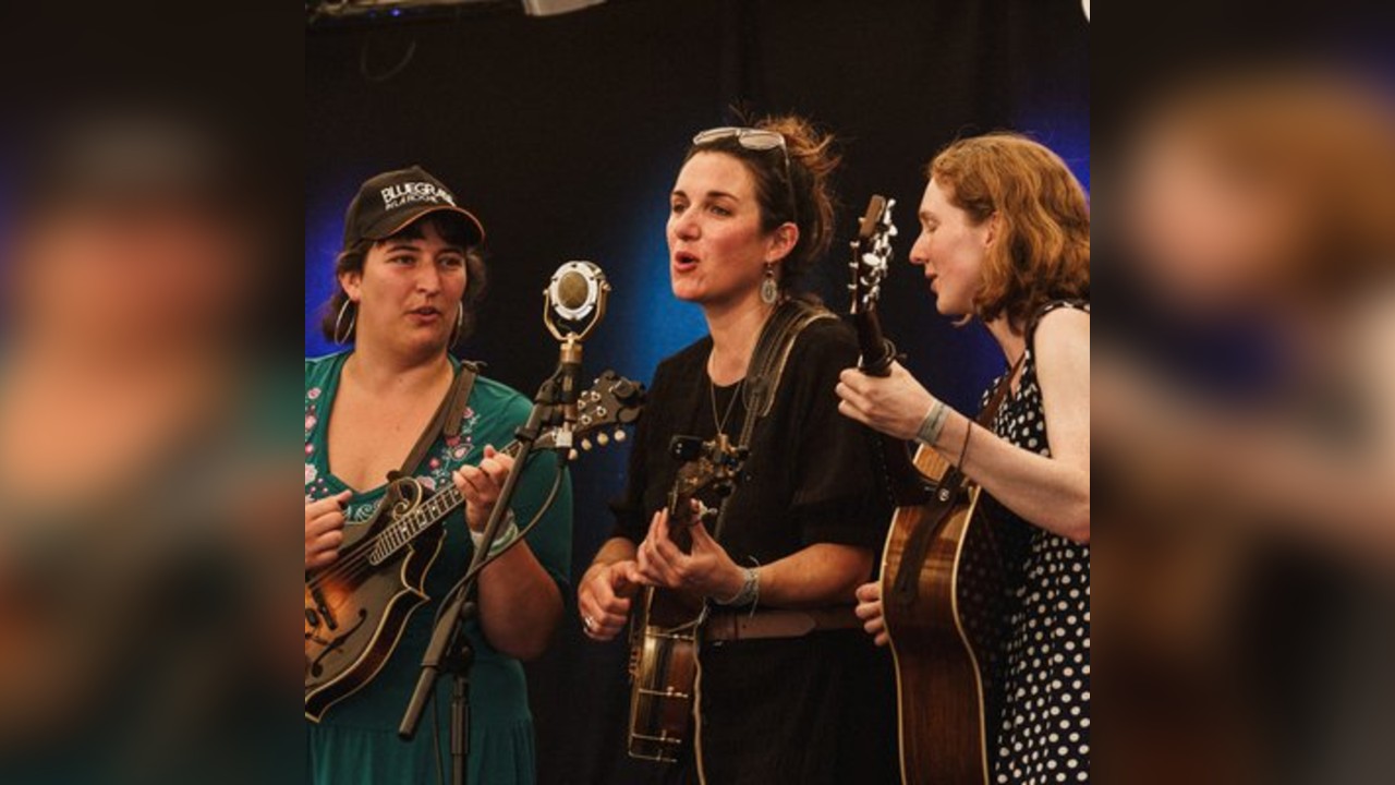 Blue Lass - Live @ Billy's