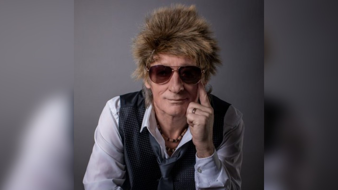 Maggie May Christmas Tour