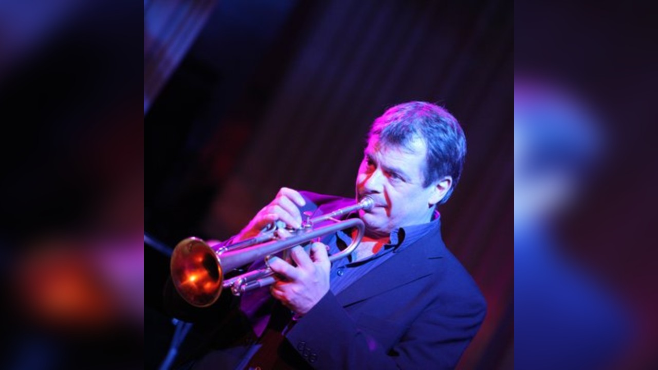 The Belper Jazz Company presents Steve Waterman at No.28.