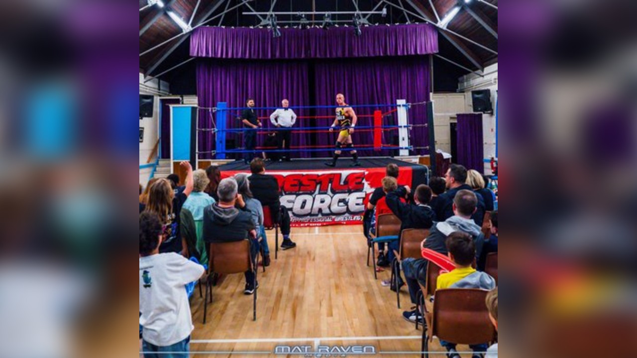 Wrestling in Alton
