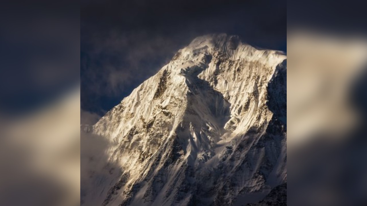 Trekking to Everest for Teenage Cancer Trust