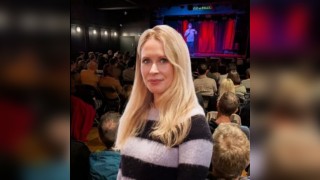 Funny Beeseness: Lucy Beaumont