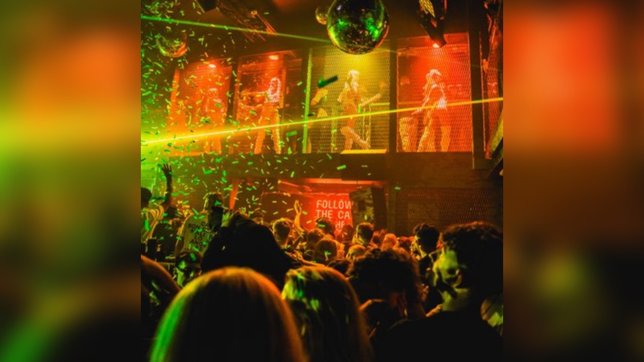 Christmas at the Disco - Solu - Fade LIVE