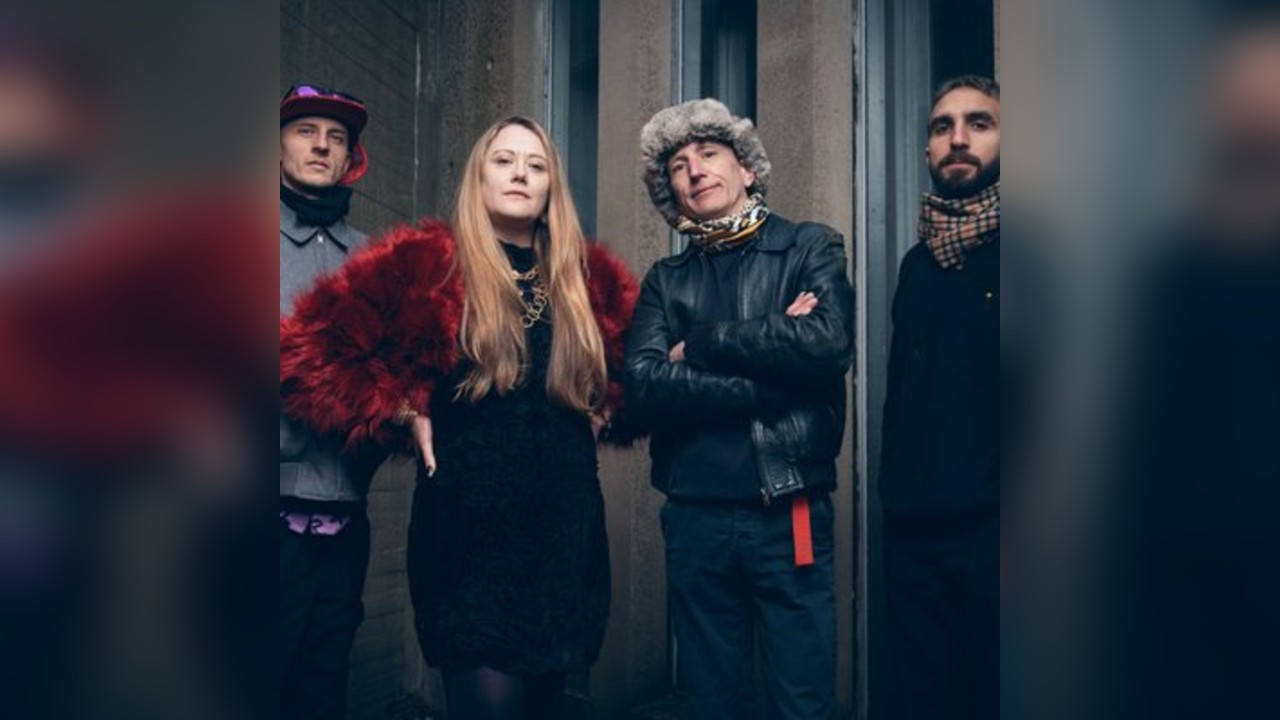 Hagglers Attikk Presents: Goldivox