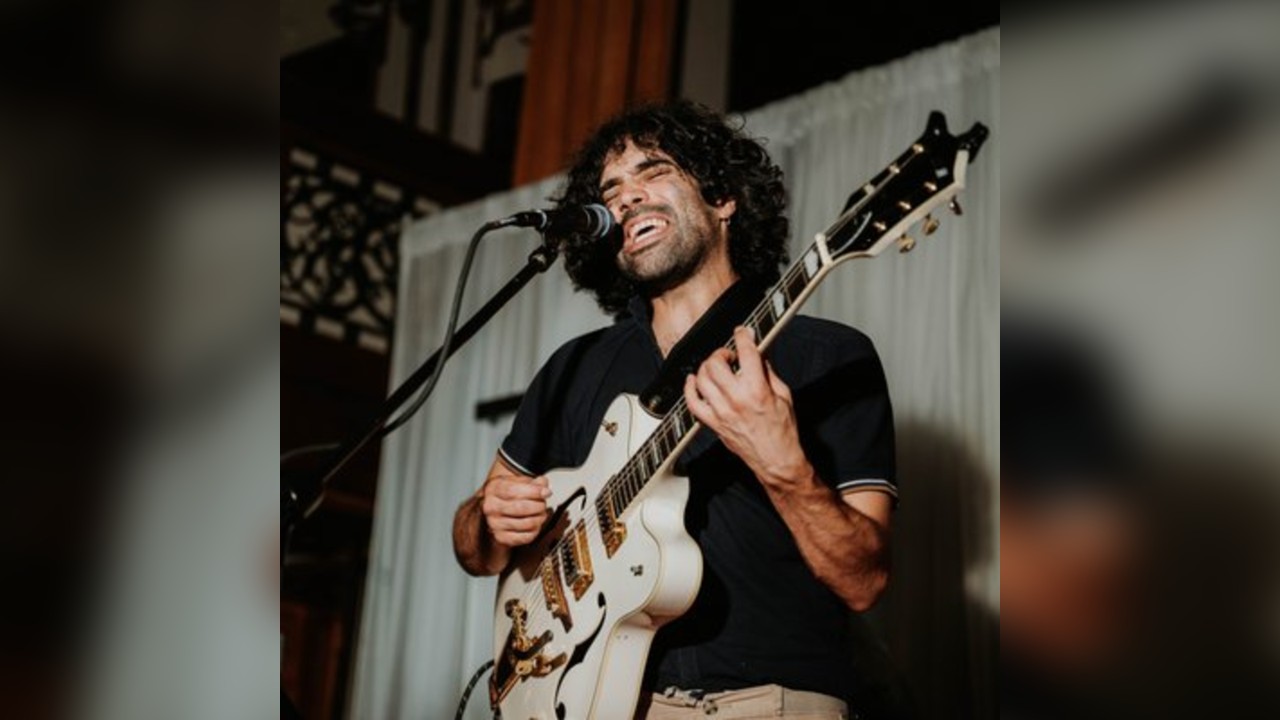 Mango: Live at The Mesmerist