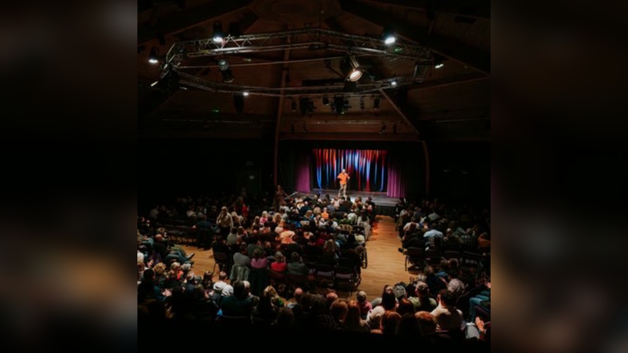 CLOSEUP COMEDY at Rother St Arts House in Stratford Upon Avon