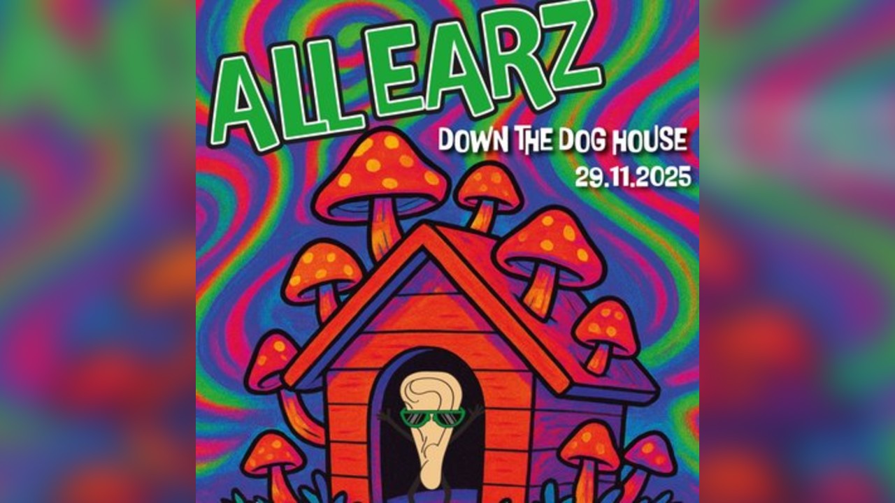 All earz down the doghouse