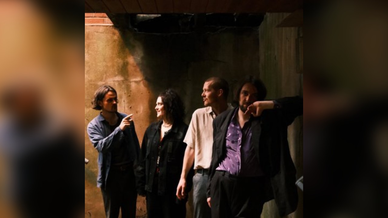 SUCKLE live in Manchester