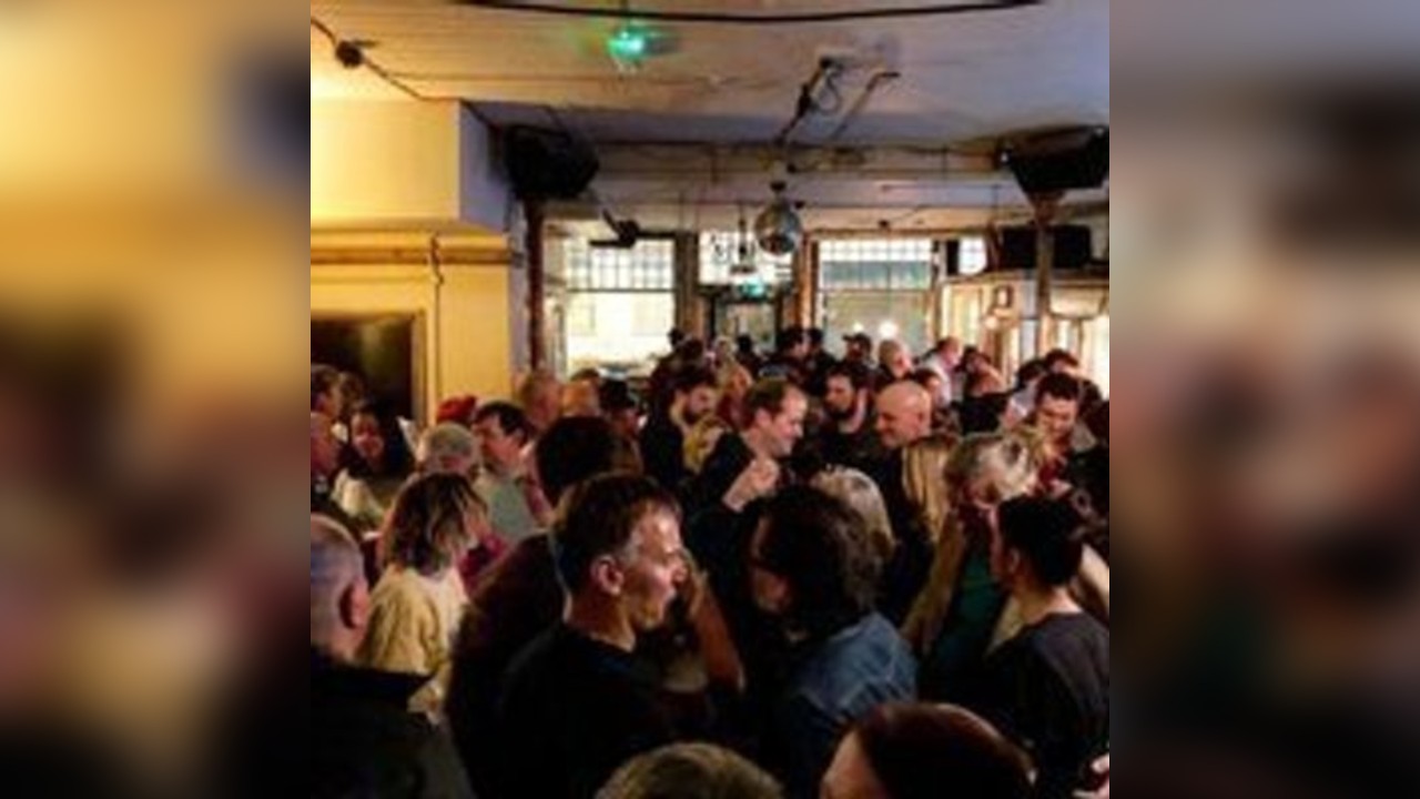 Unique Rhythm free Christmas party