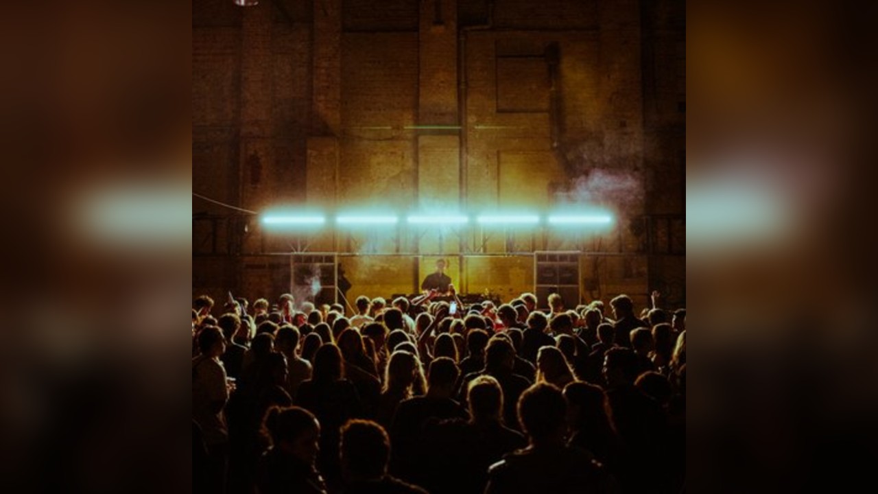 MOMENTUM NYE | Tristan da Cunha, Alec Falconer & more