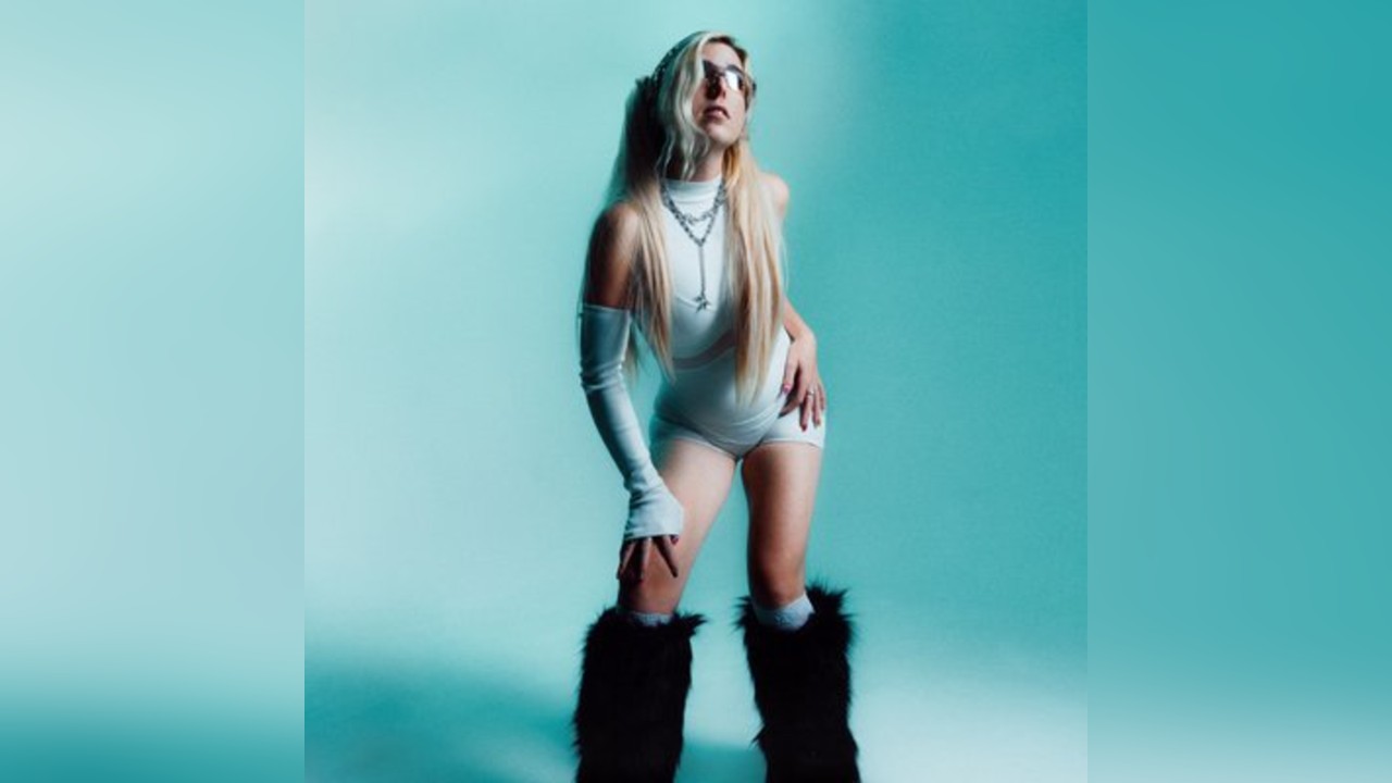 [IVY] Presents: XTÄSE