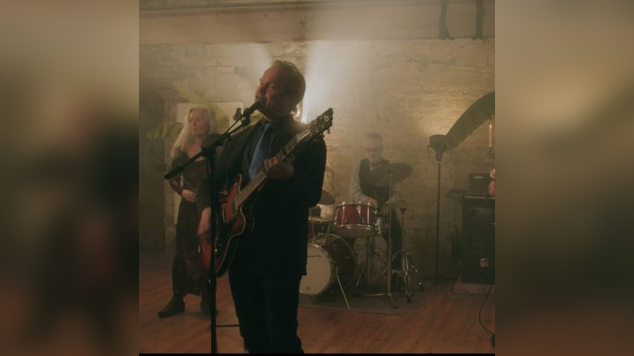 The Chris Jagger Trio + Support